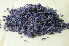 dried lavender confetti weddings