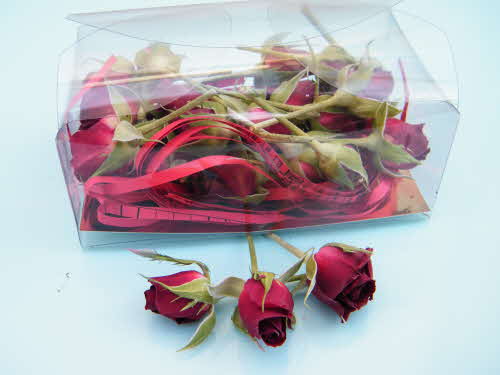 freeze dried rose petal confetti bud